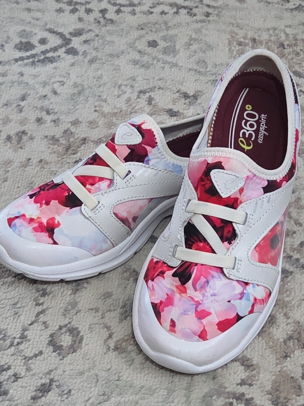 e360 by Easy Spirit Slip-On Sneakers Multi-Colored Floral Women's size 6